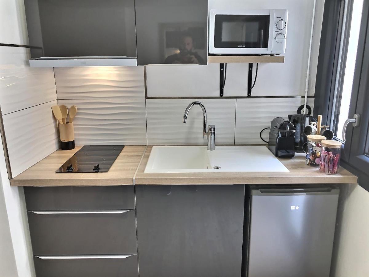 Apartamento Studio Tout Confort, Terrasse, Calme Moustiers #7 Exterior foto