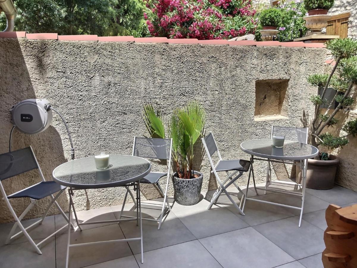 Apartamento Studio Tout Confort, Terrasse, Calme Moustiers #7 Exterior foto